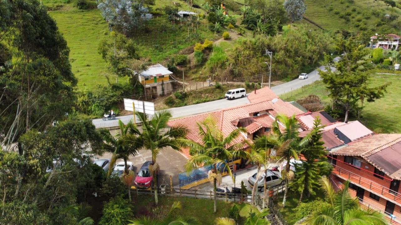 Hotel El Potrillo El Penol  Exteriér fotografie